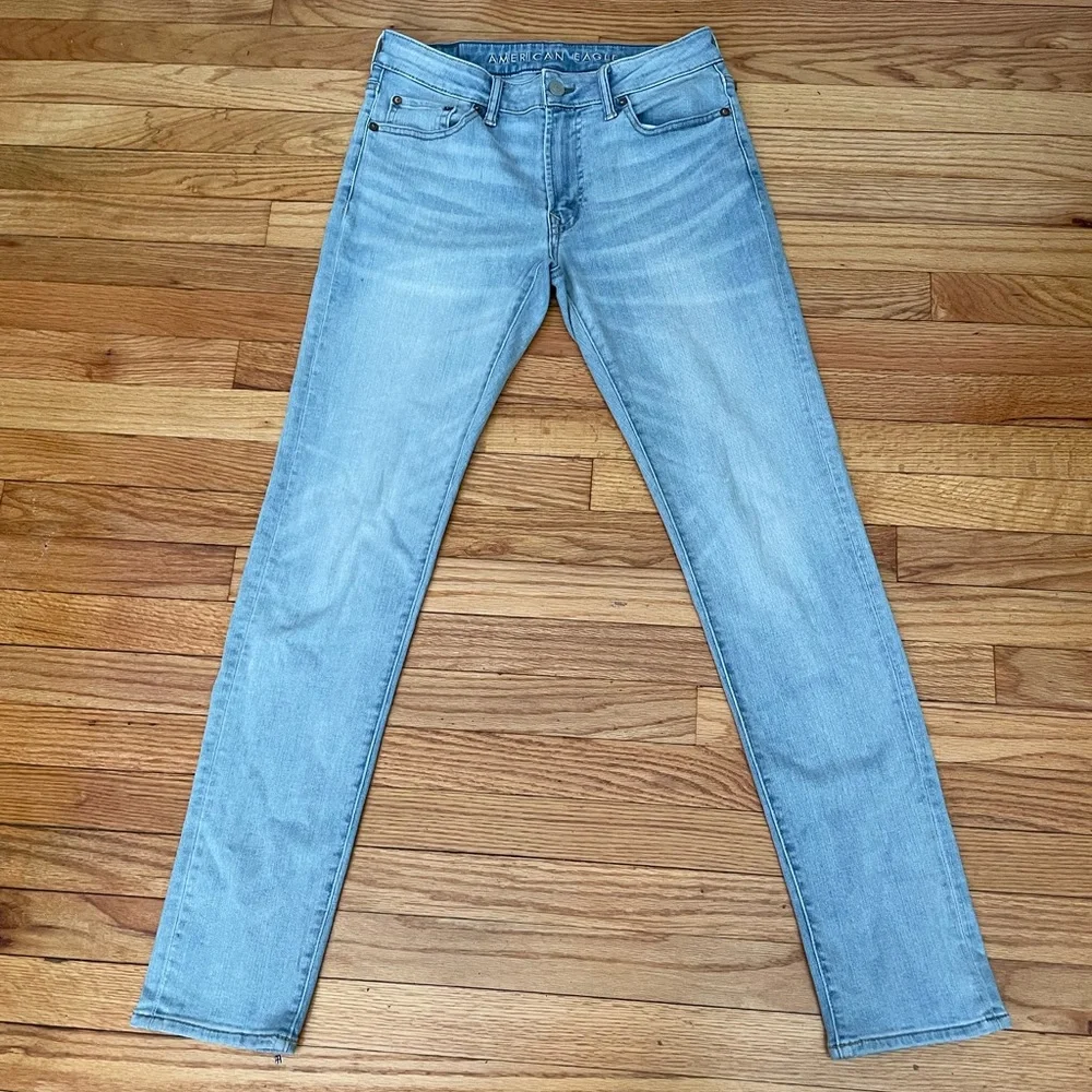 American Eagle Next Level Flex Slim Wash/Distressed Faded Stone Light Blue 20x34